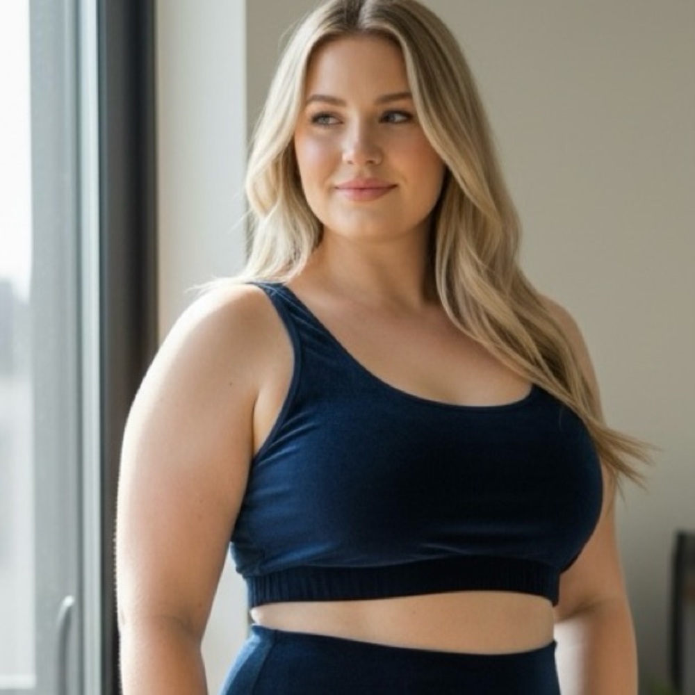 Torrid Curve Womens Lightly Lined Velour Scoop Bralette Navy Blue Size 5